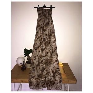 Leopard print maxi dress!